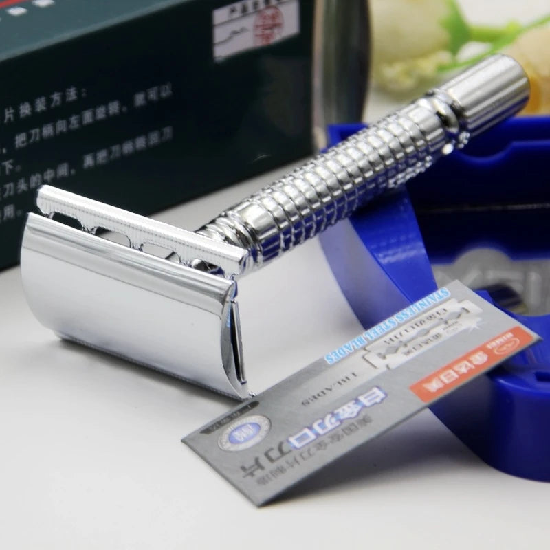 Folding Straight Razor with Blades